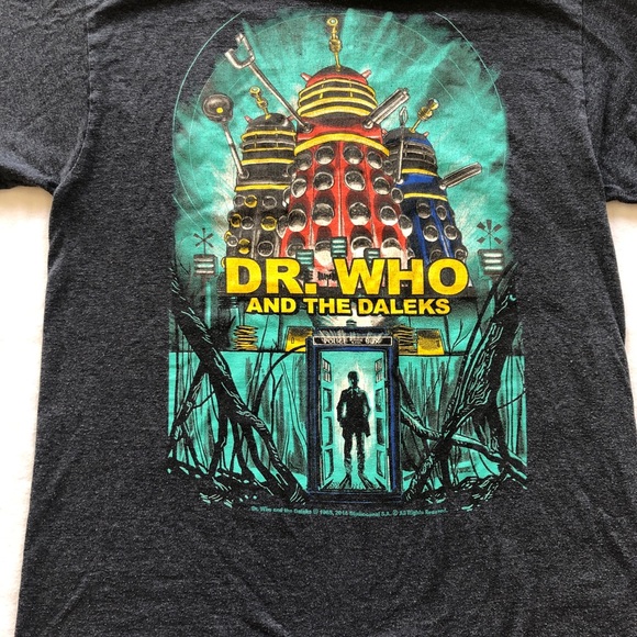 Dr Who Tops - Dr. Who And The Daleks Men's Med Grey T-Shirt